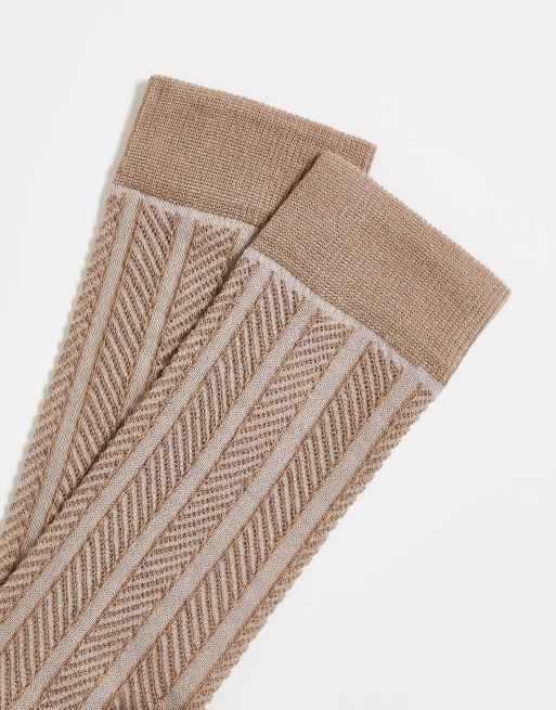 ASOS DESIGN ankle socks in stone cable knit, 2 of 4