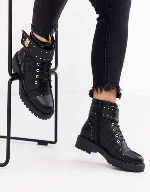 Twist on sale lace boots