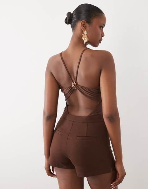 ASOS DESIGN – Anschmiegsamer Body in Braun mit U-Ausschnitt und Besatz, Kombiteil - view 1