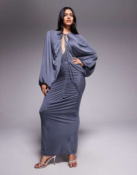 ASOS DESIGN – Anschmiegsames, gerafftes Maxikleid in Anthrazitgrau mit Flügelärmeln - view 1