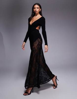 ASOS DESIGN - Anschmiegsames, langärmliges Maxikleid aus Spitzenmix in Schwarz mit tiefem Ausschnitt