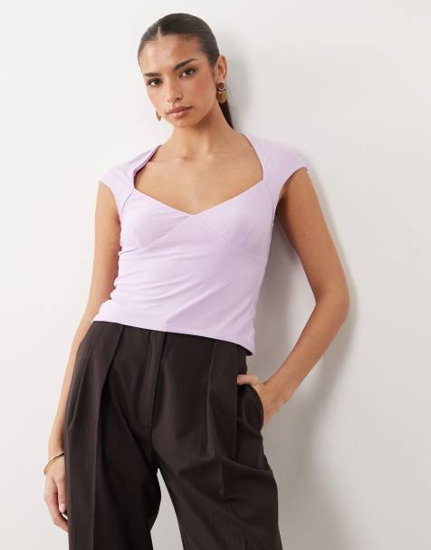 ASOS DESIGN – Anschmiegsames, weiches Oberteil in Flieder mit U-Ausschnitt und Flügelärmeln - view 1
