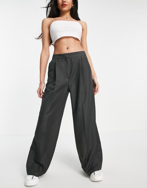 ASOS DESIGN – Anzughose im Stil der 00er-Jahre in Anthrazit