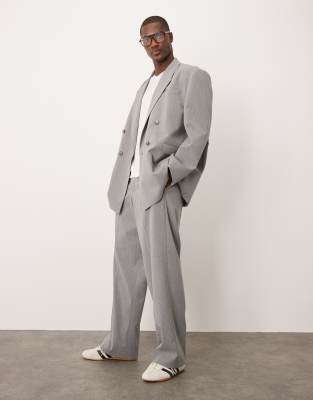 ASOS DESIGN – Anzughose in Grau mit weitem Bein, Nadelstreifen und elastischem Bund - view 1