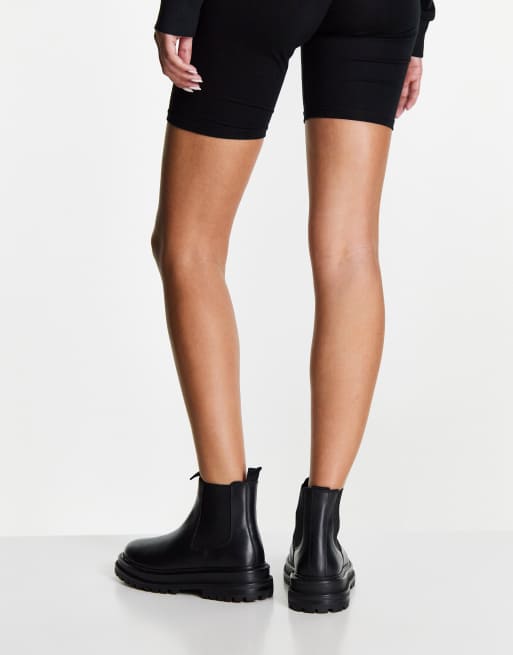 Short black chelsea on sale boots