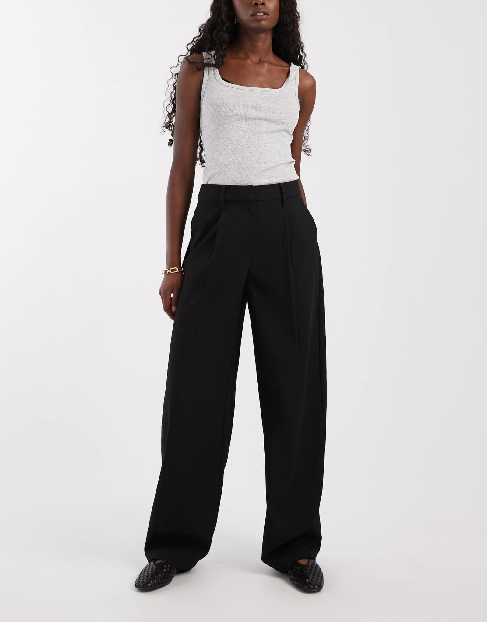 Брюки ASOS DESIGN arch barrel черного цвета черный