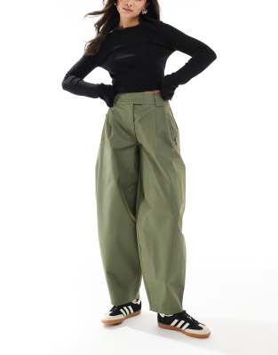 ASOS DESIGN arch leg zip detail trouser in khaki