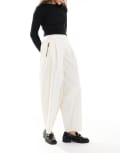 [ASOS DESIGN] ASOS DESIGN arch leg zip detail pants in off white 16 off white