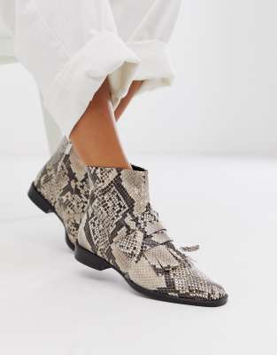 bottines plates serpent