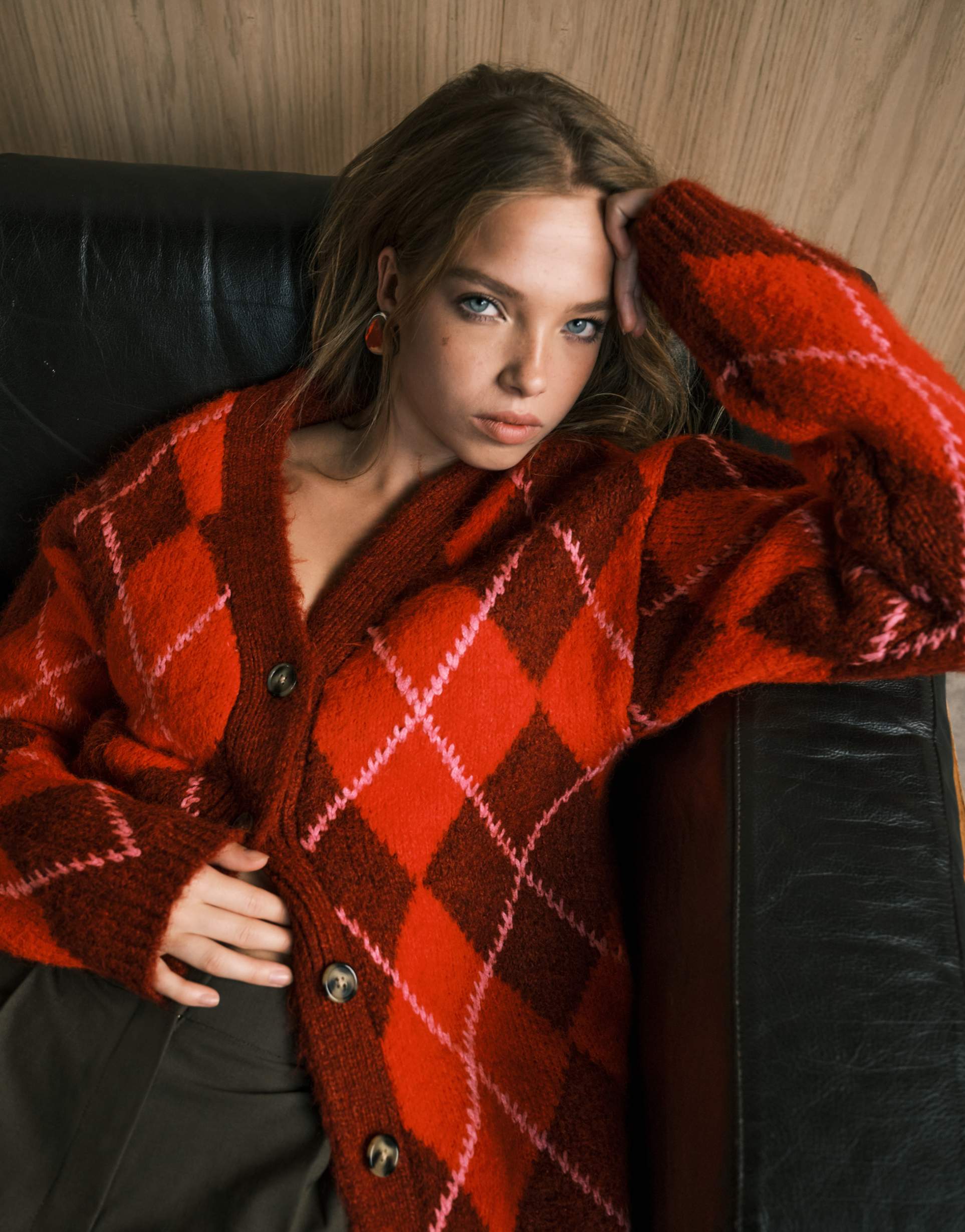 asos design argyle brushed boyfriend cardigan in red