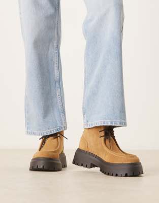 Asos Design Arlo Chunky Desert Boots With Borg Collar In Brown