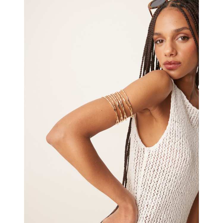 208070295-1-gold?$n_750w$&wid=