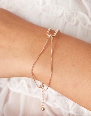 ASOS DESIGN - Armband in Gold mit filigranem Design und Kettendetail-Goldfarben