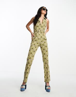 ASOS Design - Ärmelloser Twill-Jumpsuit mit Geo-Print, Gürtel und Reißverschluss vorne-Bunt