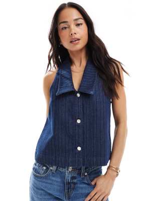 ASOS DESIGN - Ärmelloses Jeans-Oberteil mit Matrosenkragen-Marineblau