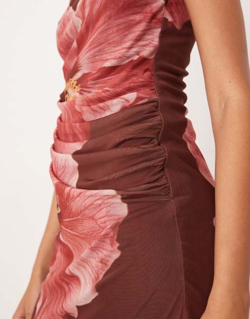 ASOS DESIGN – Ärmelloses Midi-Säulenkleid aus Netzstoff in Rosa mit großem Blumenmuster mit Seitenschlitz, 3 von 4