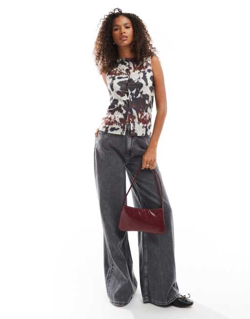 ASOS DESIGN – Ärmelloses Netzstoff-Oberteil in Braun mit durchgehender Knopfleiste und Kuhfellmuster, 3 von 4