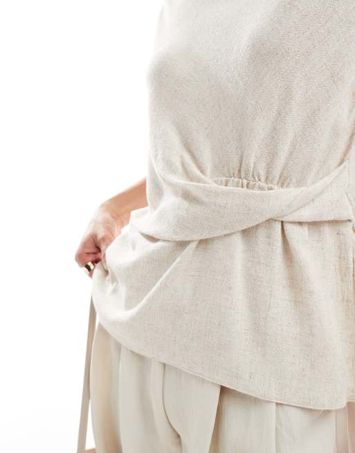 ASOS DESIGN – Ärmelloses Oberteil aus Leinenmix mit Wasserfallausschnitt und verdrehtem Taillendetail, 4 von 4
