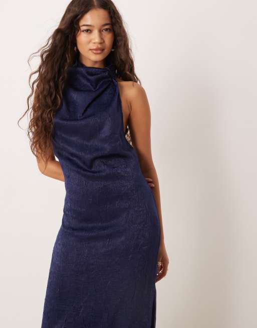ASOS DESIGN – Ärmelloses Satin-Maxikleid in Marineblau mit kurzem Reißverschluss, 2 von 4
