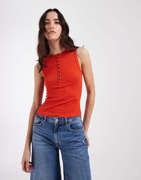 ASOS DESIGN – Ärmelloses Trägertop in verwaschenem Rot mit Knopfdetail - view 1