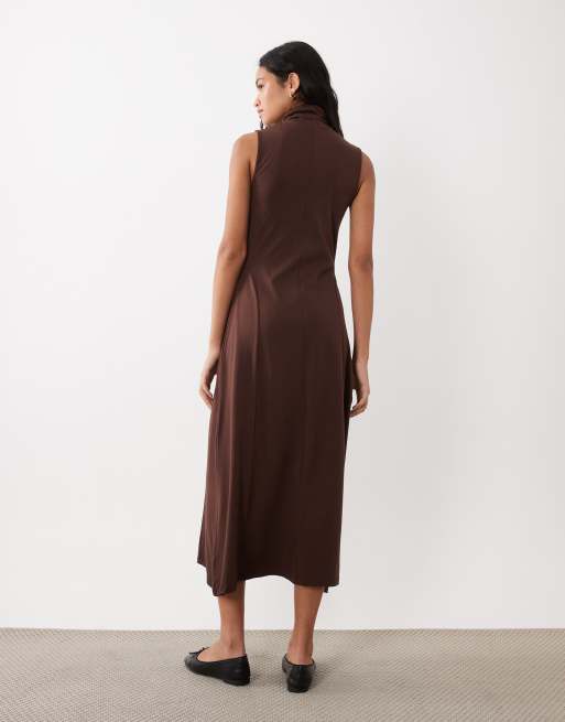 ASOS DESIGN ärmlös midiklänning med synliga sömmar i chokladbrun, 4 av 4