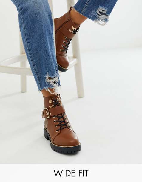 ASOS DESIGN – Armour – Hellbraune Schnürstiefel mit Kettenverzierung, weite Passform