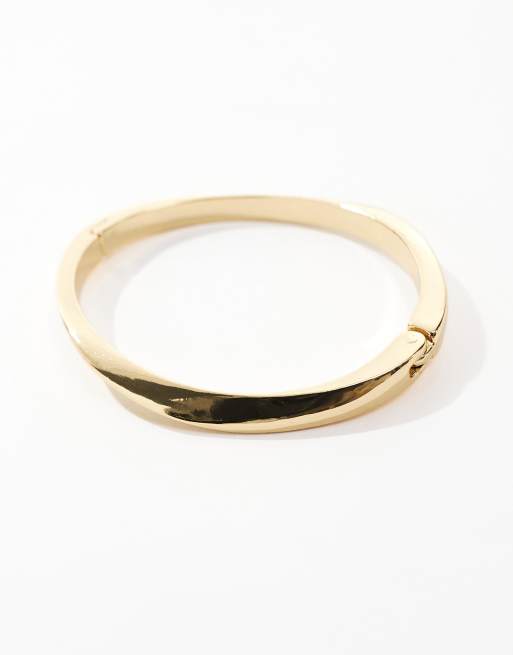 ASOS DESIGN – Armreif mit 14-Karat-Vergoldung und verdrehtem minimalistischem Design, 2 von 4