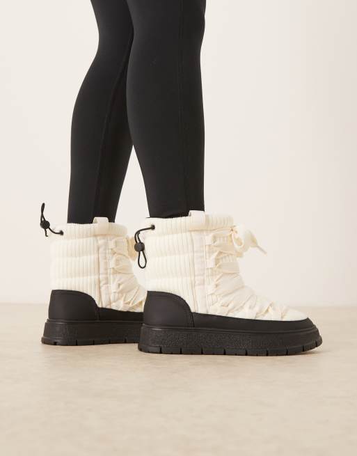 ASOS DESIGN – Arrow – Svartvita vinterkängor i nylon med snörning, 3 av 4