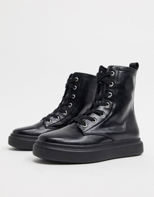 black boots flat ankle