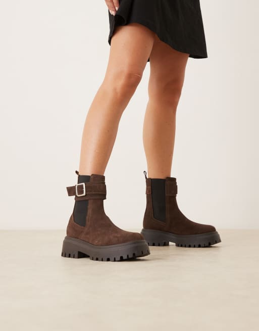 ASOS DESIGN - Astrid - Chokoladebrune chunky Chelsea-støvler med spænde i ægte ruskind, 2 af 4