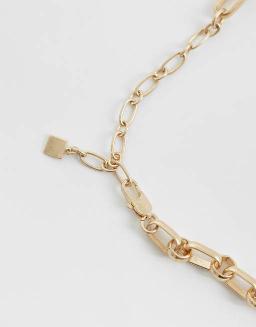 ASOS DESIGN asymmetric necklace with sea-life charms in gold tone, 3 of 4