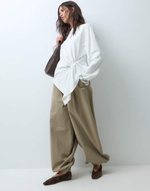ASOS DESIGN asymmetric pleated detail long sleeve t-shirt in white, 2 of 5