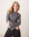 [ASOS DESIGN] ASOS DESIGN asymmetric soft touch button up top in grey M GREY