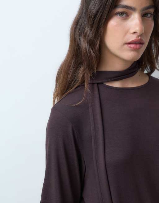 ASOS DESIGN asymmetric top with fringe scarf in chocolate, 4 of 5