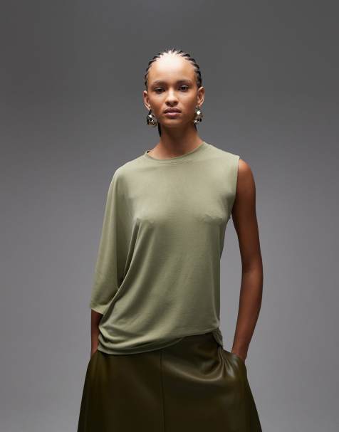 ASOS DESIGN - Asymmetrisch ruimvallend T-shirt in saliegroen - view 1