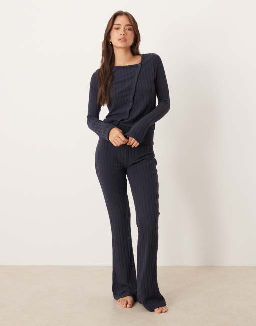 ASOS DESIGN - Asymmetrisch vest met brede ribbels in marineblauw, 3 van 4