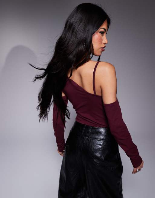 ASOS DESIGN - Asymmetrische body met bandjes in bordeauxrood, 3 van 4