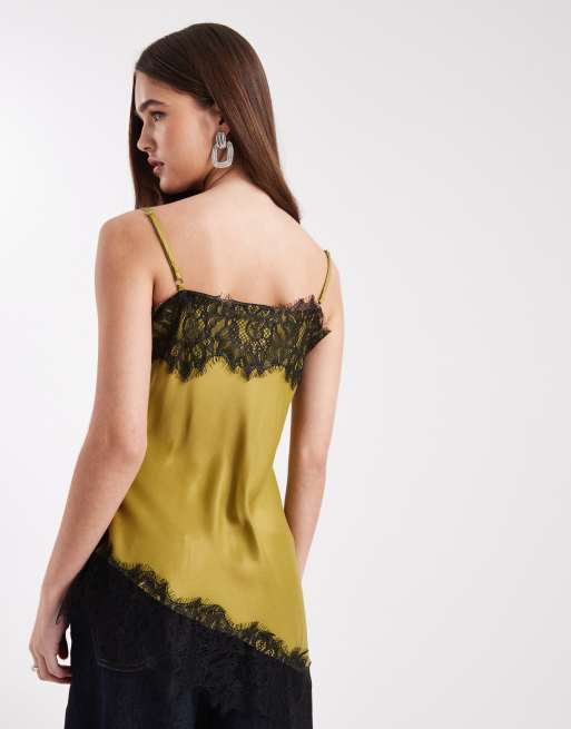 ASOS DESIGN - Asymmetrische camitop van satijn met rand van kant in olijfgroen, 3 van 4