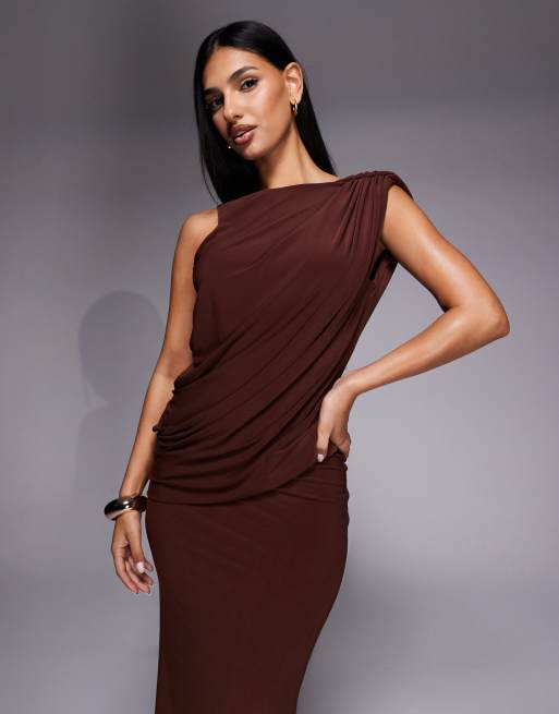 ASOS DESIGN - Asymmetrische gedrapeerde maxi-jurk met gedrapeerde achterkant in chocoladebruin, 3 van 4