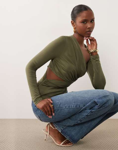 ASOS DESIGN - Asymmetrische gerimpelde top met lange mouwen en uitsnijding in olijfgroen - view 1