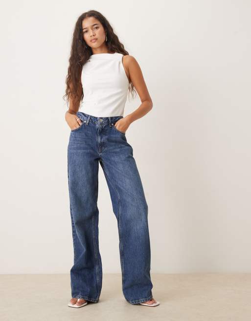 ASOS DESIGN - Asymmetrische mouwloze top met knoop in wit, 2 van 4