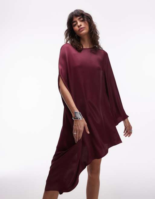 ASOS DESIGN - Asymmetrische satijnen mini-jurk met capemodel in bordeauxrood, 4 van 4