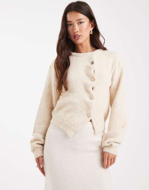 ASOS DESIGN – Asymmetrische Strickjacke in Hellbeige mit welliger Knopfleiste - view 1