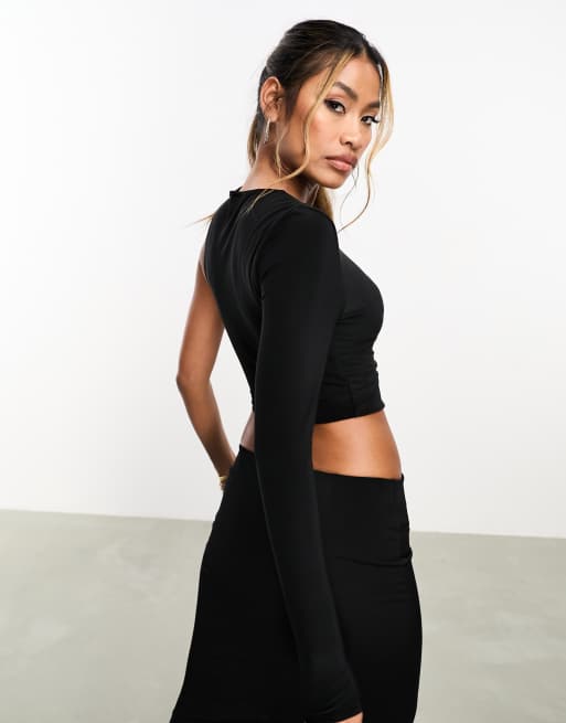 ASOS DESIGN Asymmetrische top met enkele lange mouw en uitsnijding in zwart