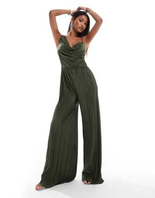 ASOS DESIGN - Asymmetrischer, drapierter Plissee-Jumpsuit in Khaki mit schmalen Trägern-Grün