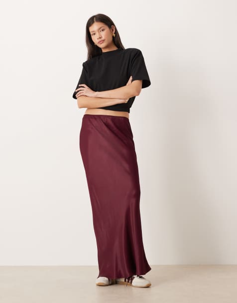 ASOS DESIGN – Asymmetrischer Maxirock aus Satin in Pflaume - view 1