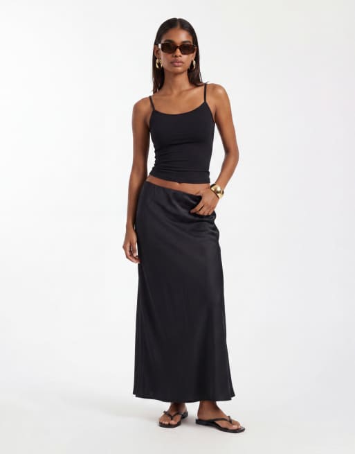 ASOS DESIGN – Asymmetrischer Maxirock aus Satin in Schwarz, 10 von 11