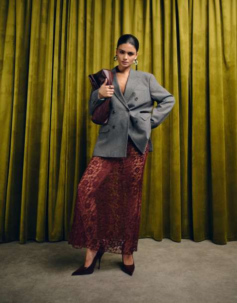 ASOS DESIGN – Asymmetrischer Maxirock aus Spitze in Kirschrot - view 1