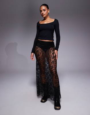 ASOS DESIGN - Asymmetrischer Maxirock aus Spitze in Schwarz
