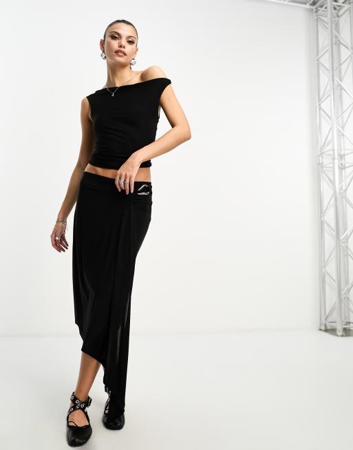 ASOS DESIGN – Asymmetrischer Midirock in Schwarz mit Ring-Detail, Kombiteil